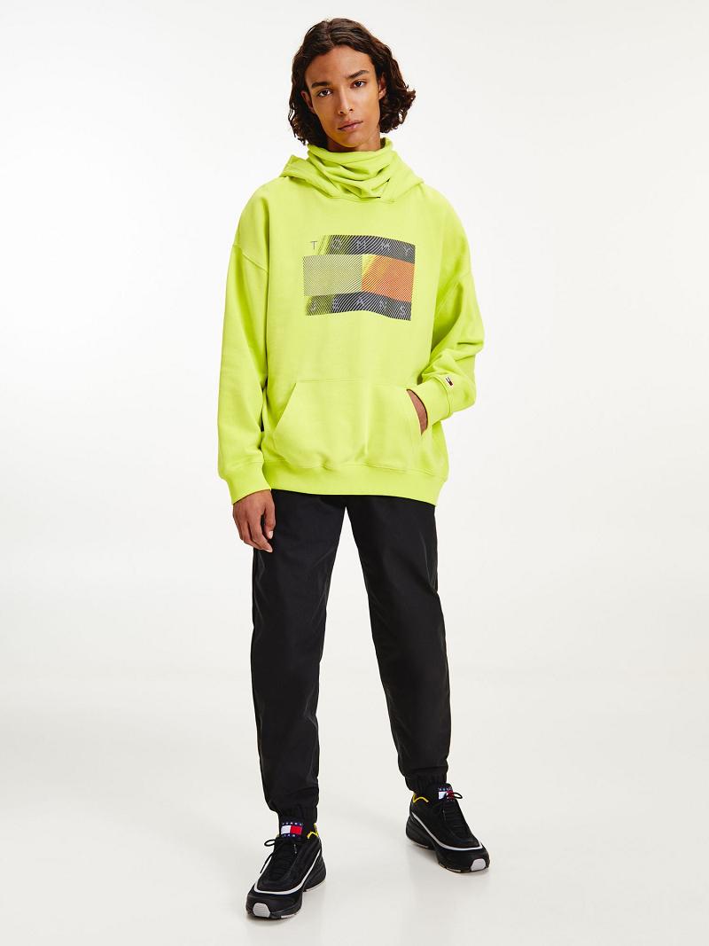 Férfi Tommy Hilfiger Modern reflective flag Hoodies Zöld | HU 1233WNB